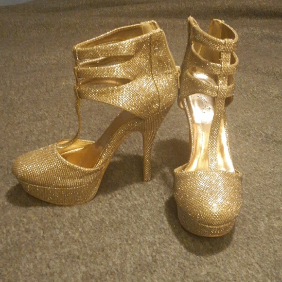 Qupid Shoes - Womens high heels